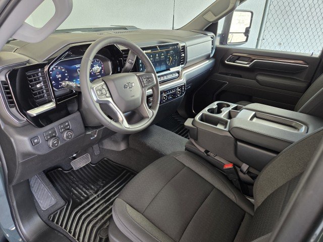 2026 Chevrolet Silverado 3500 HD LT - Photo 11