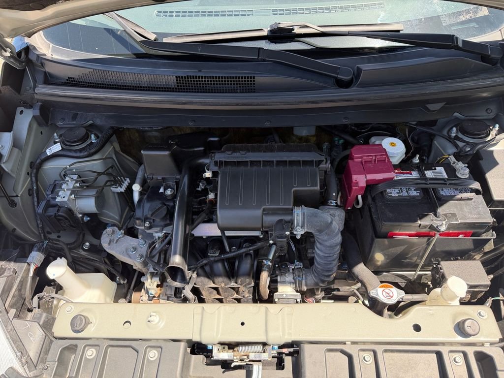 Used 2024 Black Mitsubishi SE image 21
