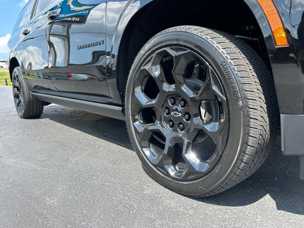 2026 Chevrolet Suburban High Country - Photo 11