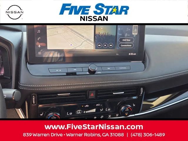 Used 2024 Blue Nissan SL image 21