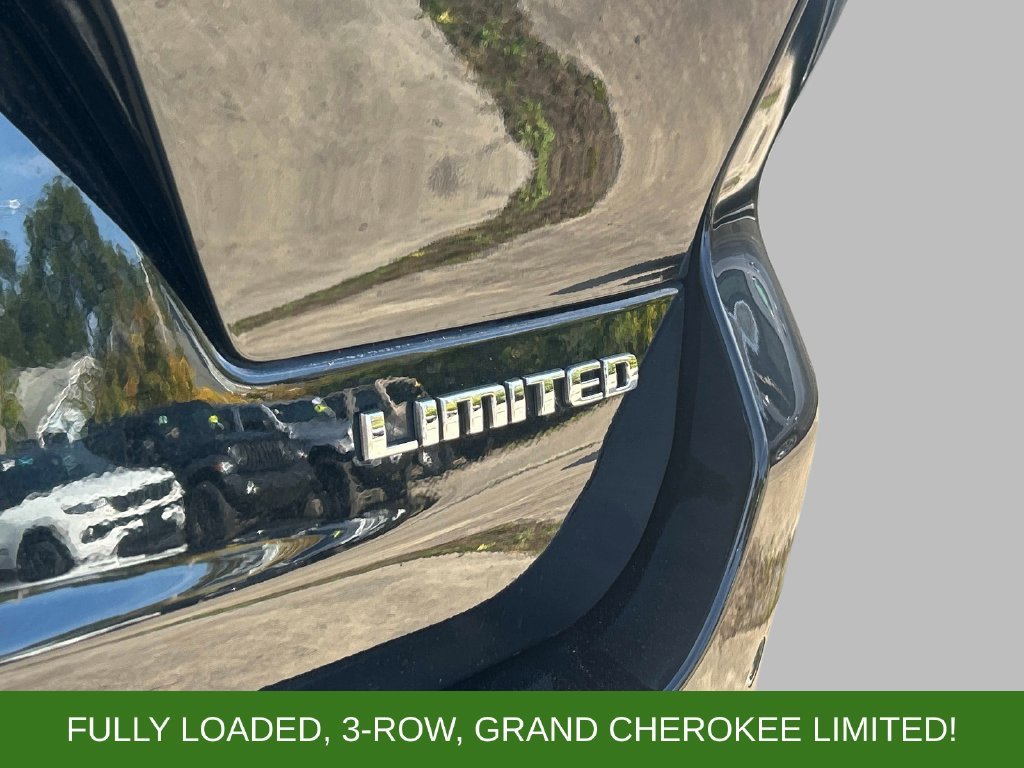 Used 2023 Black Jeep Limited image 15