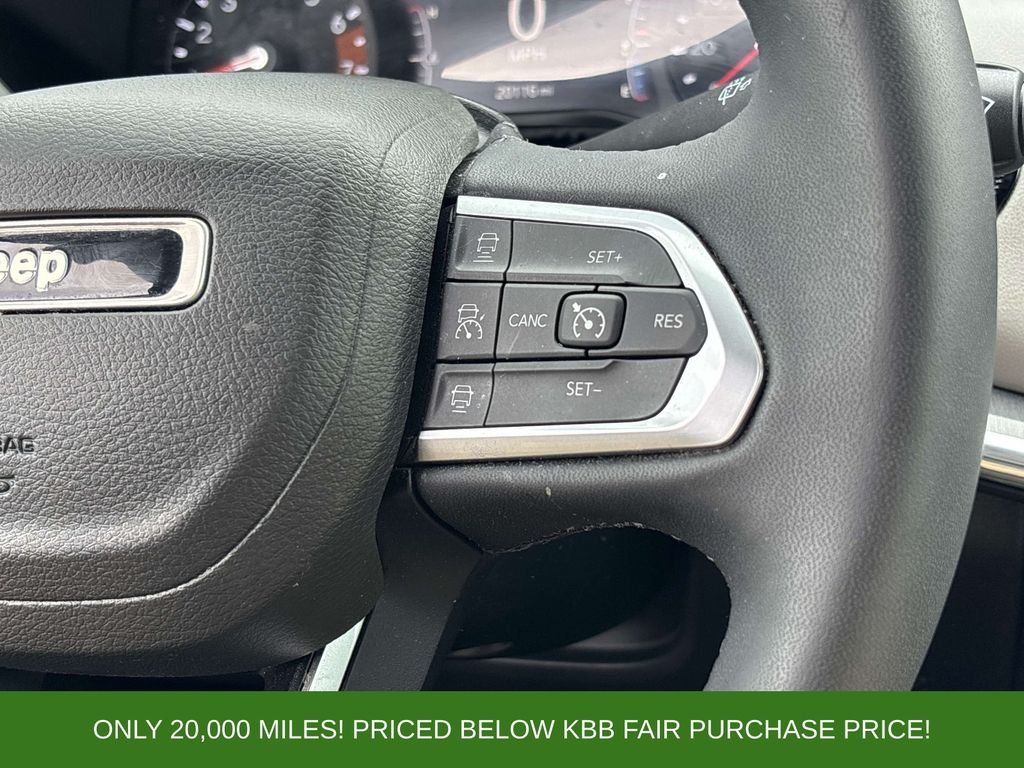 Used 2023 Gray Jeep Limited image 20