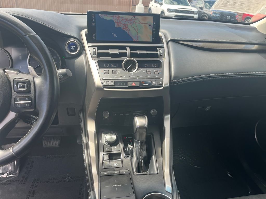 Used 2019 Black Lexus 300h image 16
