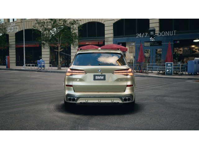 New 2026 Manhattan Green Metallic BMW xDrive40i image 5