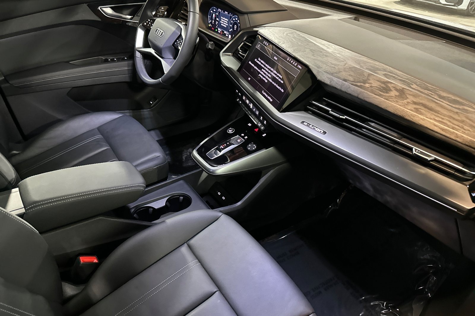 Used 2025 Mythos Black Metallic Audi Premium 45 RWD image 15