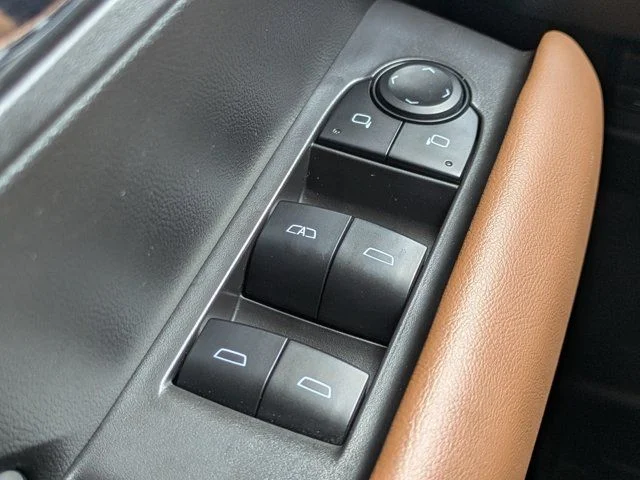 2025 GMC Canyon AT4 - Photo 21