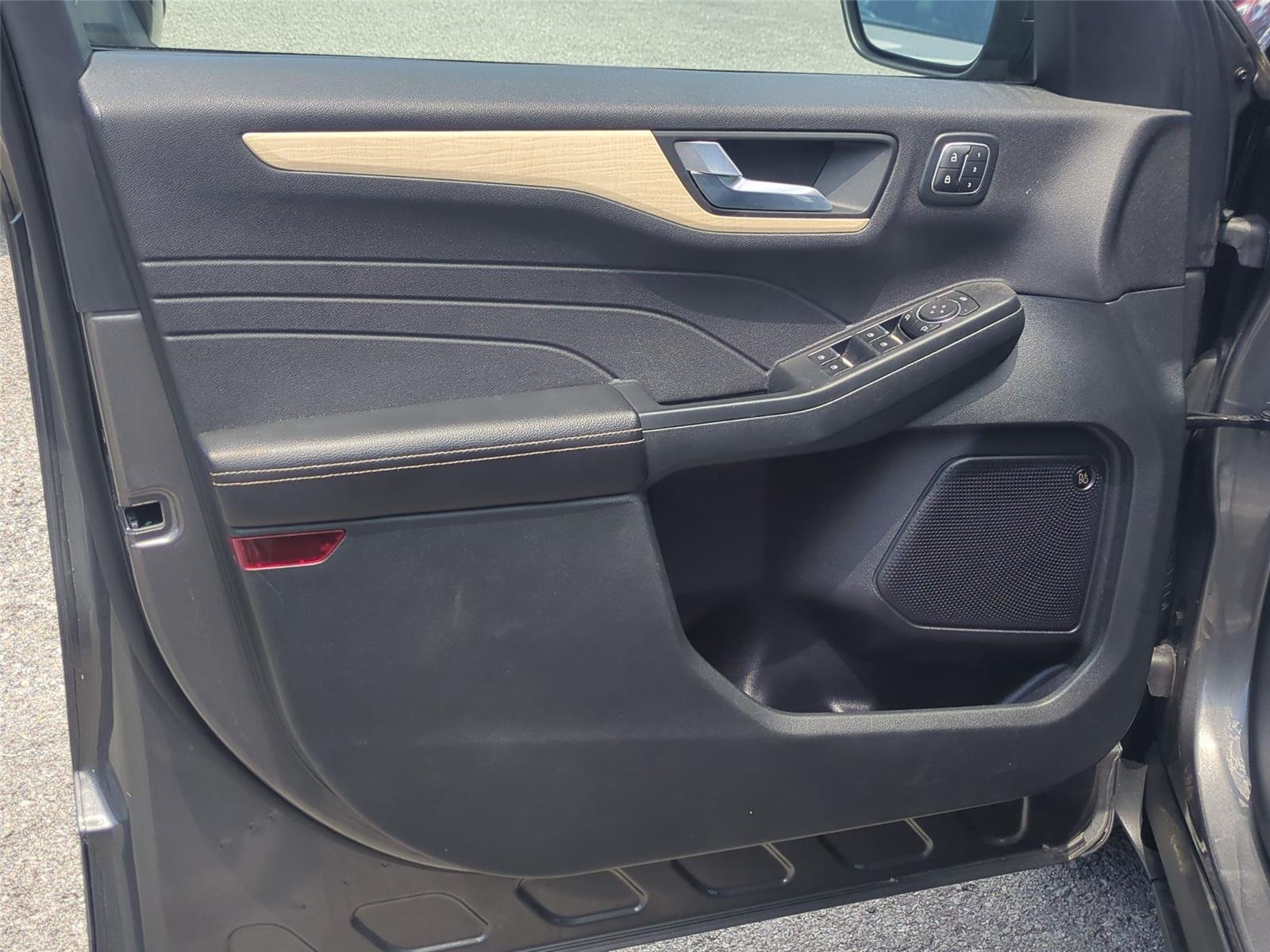 Used 2022 Carbonized Gray Metallic Ford Titanium image 15