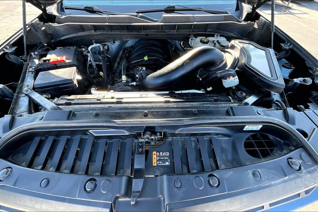 Used 2019 Shadow Gray Metallic Chevrolet RST image 5