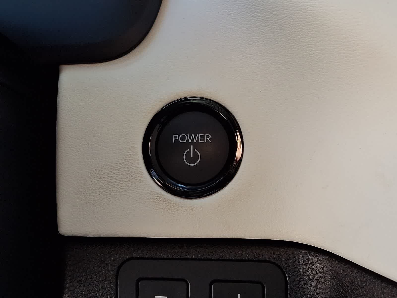 2025 Toyota Tundra Capstone - Photo 19