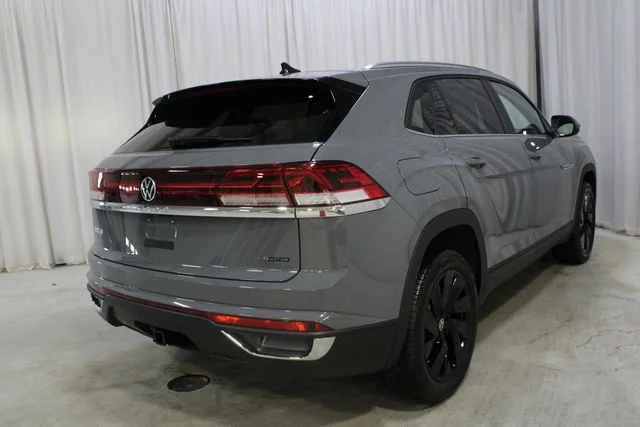 New 2026 Gray Volkswagen 2.0T SE w/Technology image 26