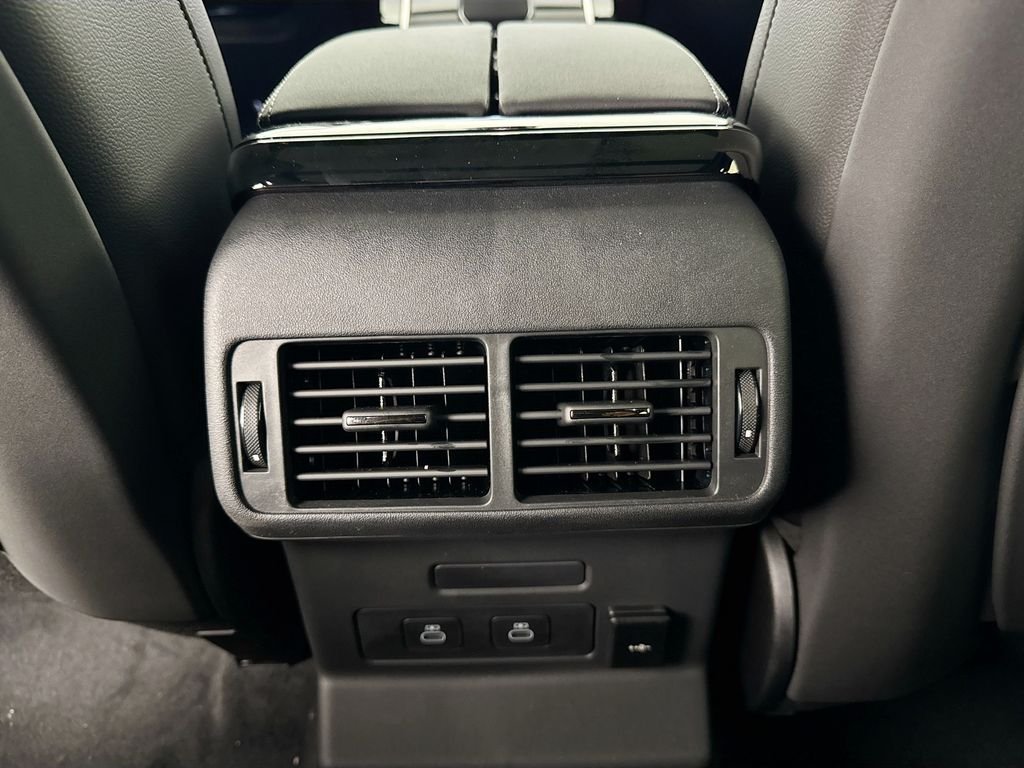 New 2026 Arroios Grey Land Rover Belgravia Edition image 26