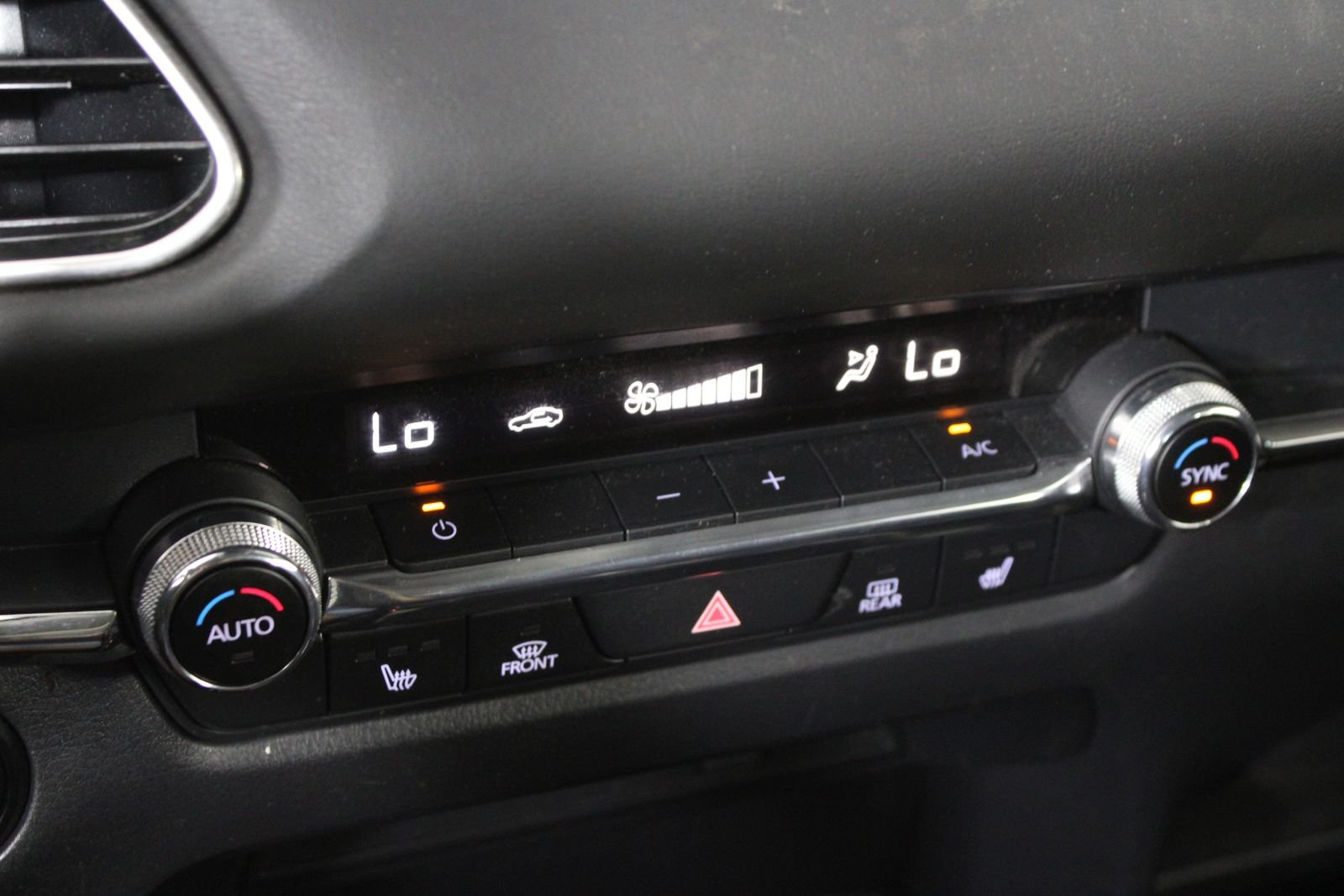 Used 2021 White Mazda Premium image 11