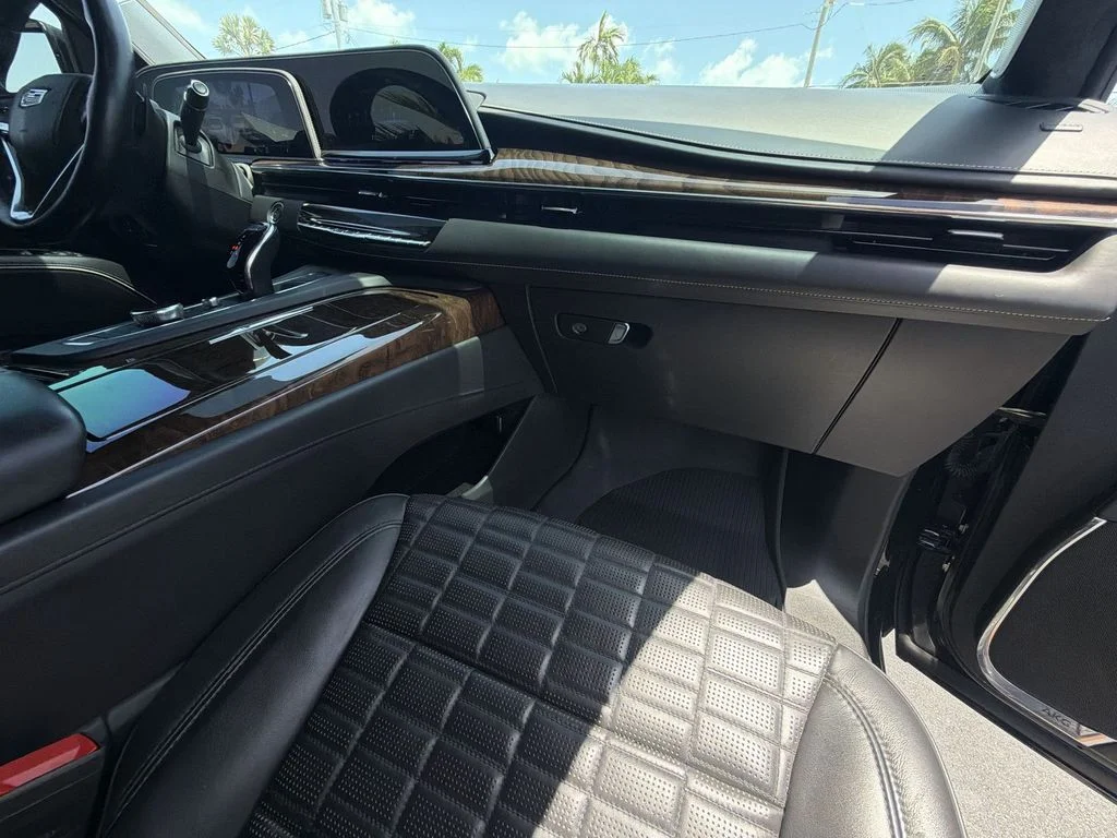 Used 2021 Black Cadillac Sport Platinum image 35