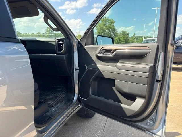 2024 Chevrolet Silverado 1500 LT - Photo 23