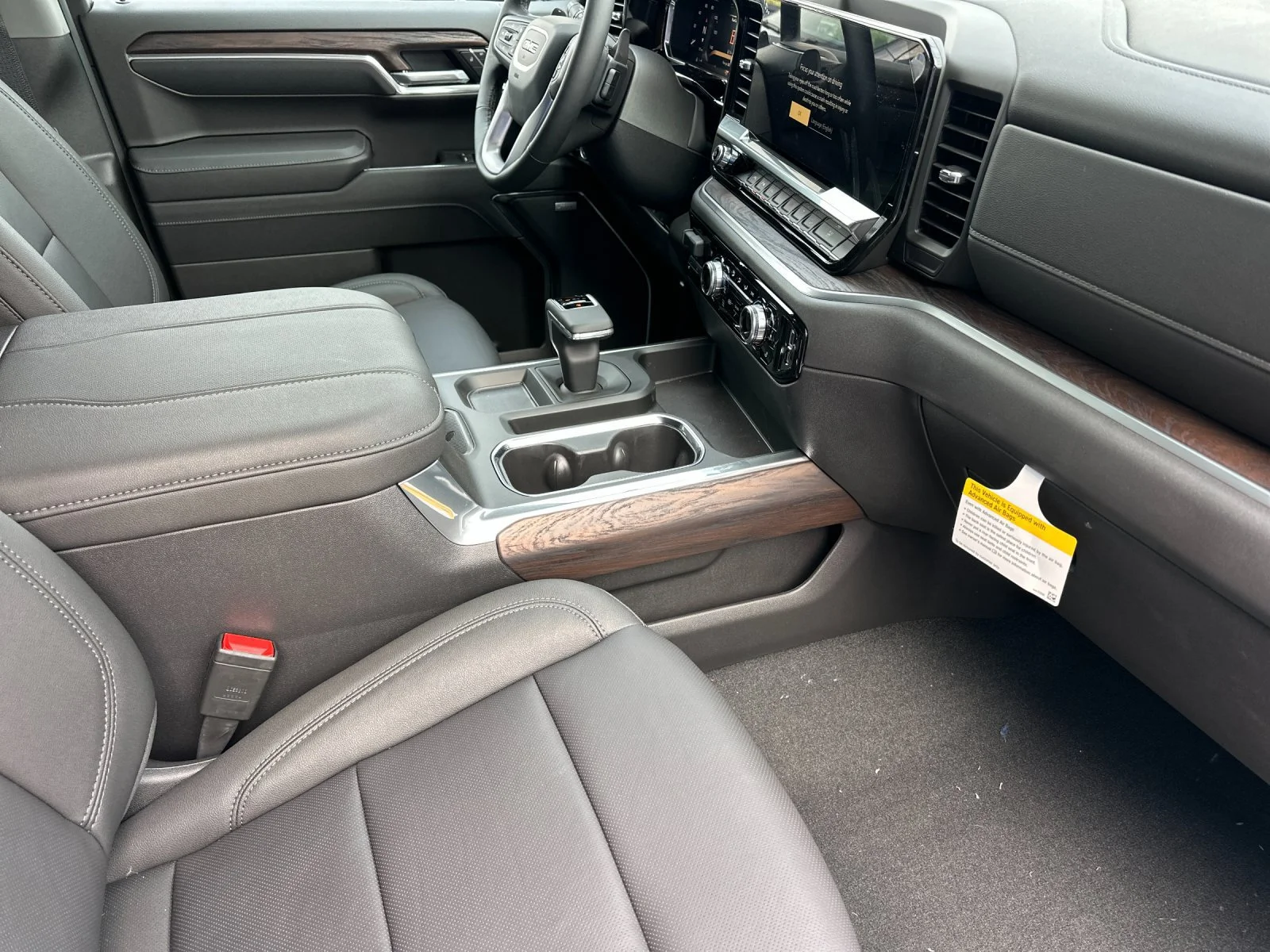New 2026 Onyx Black GMC SLT image 14