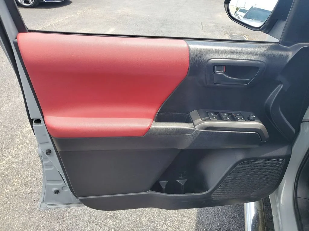 Used 2020 Gray Toyota SR5 image 20