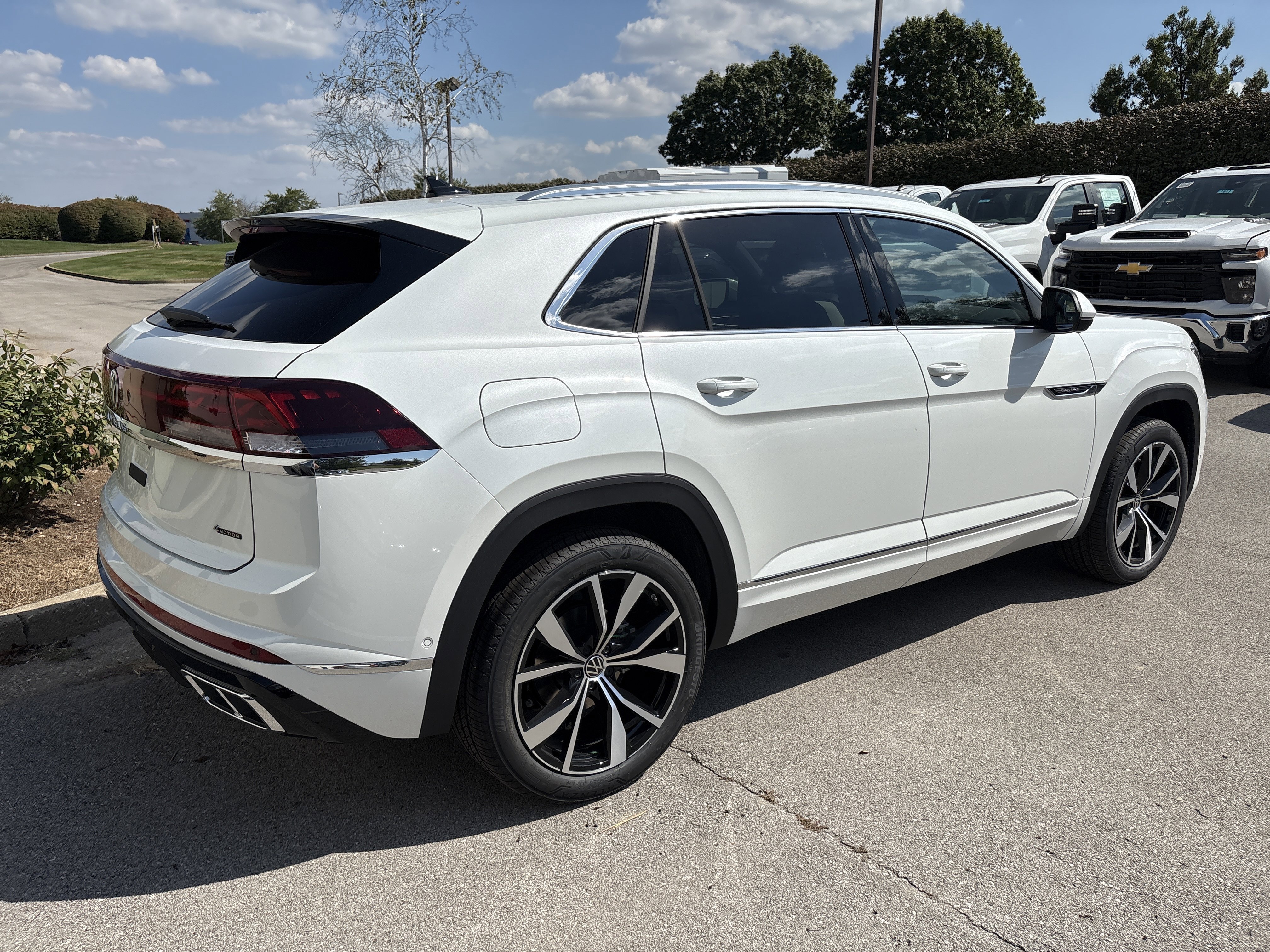 2026 Volkswagen Atlas Cross Sport SEL Premium R-LINE - Photo 7