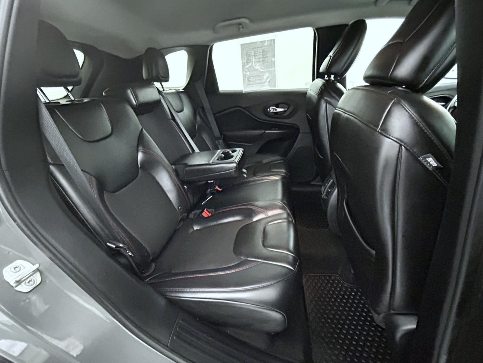 Used 2019 Gray Jeep Trailhawk image 18
