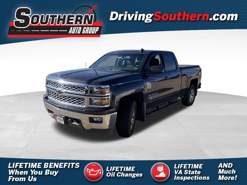 Used 2015 Gray Chevrolet LT image 1