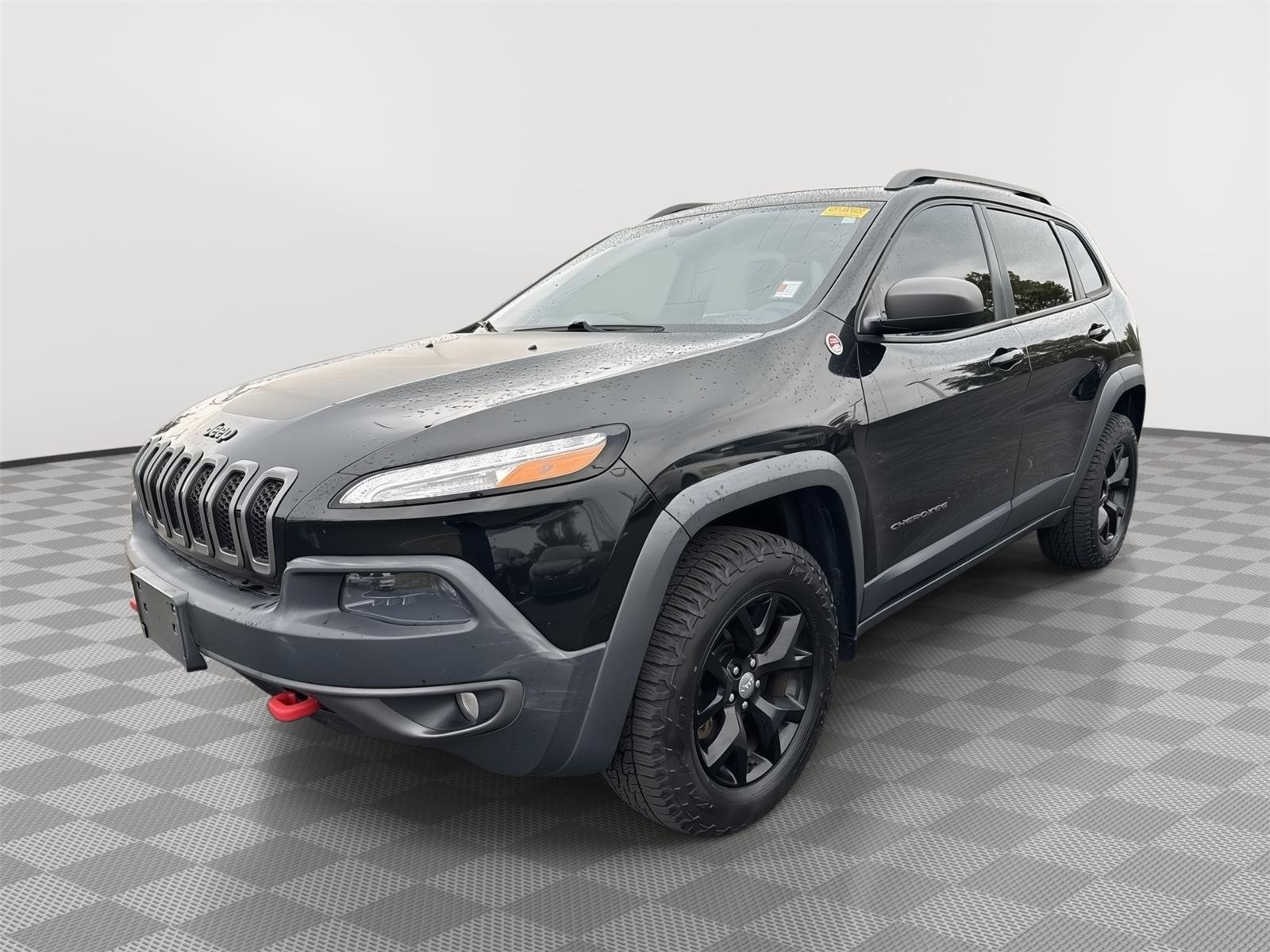 Used 2014 Brilliant Black Crystal Pearlcoat Jeep Trailhawk image 4