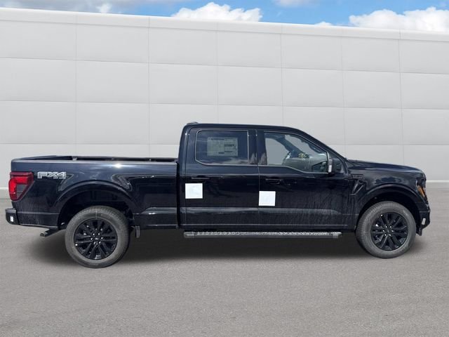 New 2026 Agate Black Metallic Ford XLT image 2