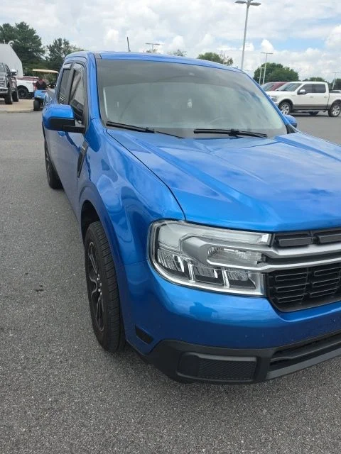 Used 2022 Blue Ford Lariat image 5