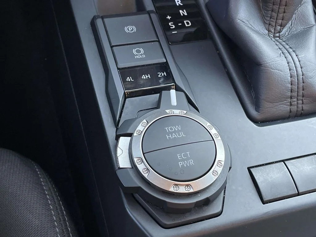 Used 2026 Ice Cap Toyota SR5 image 21