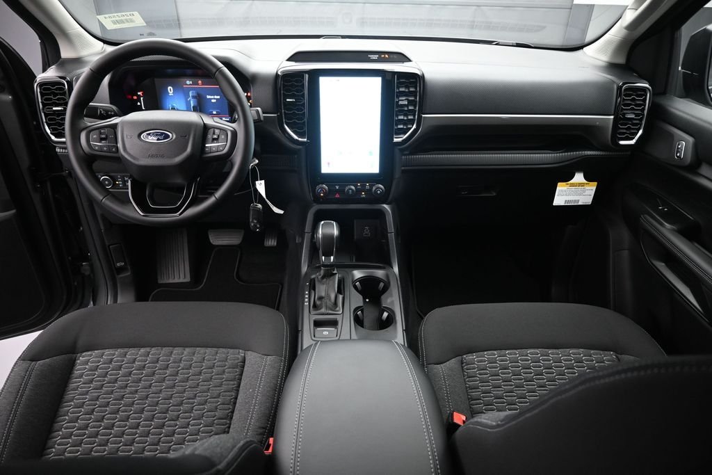 New 2026 Carbonized Gray Metallic Ford XLT image 18