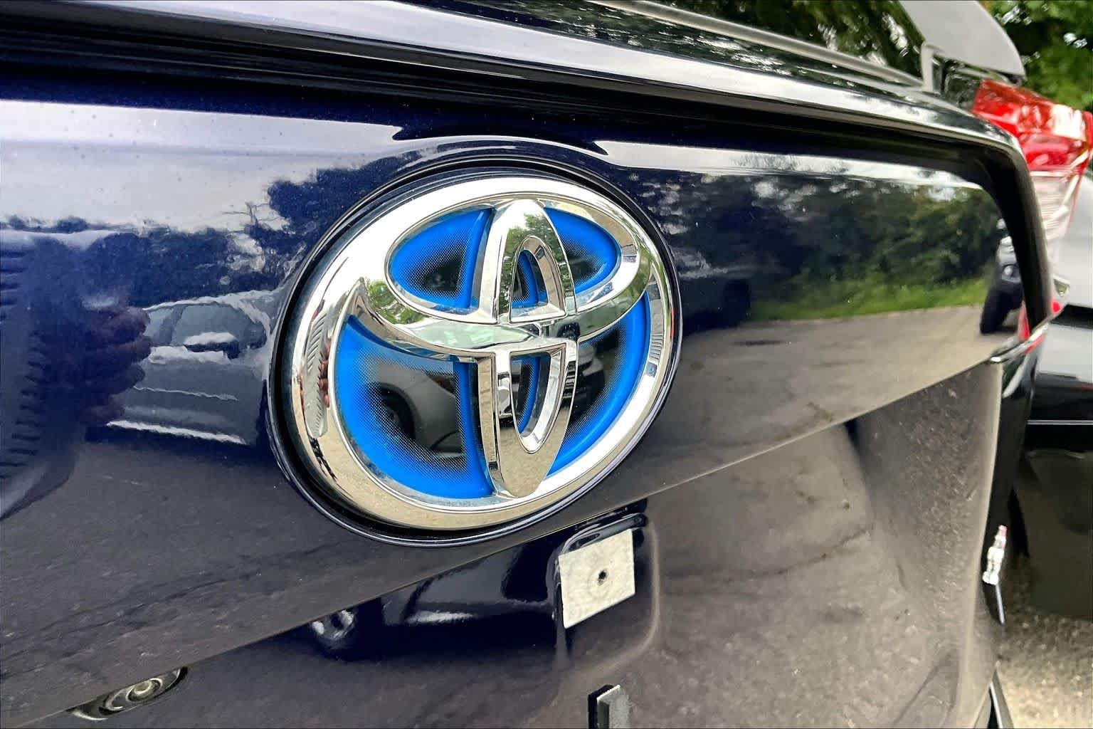 Used 2024 Blueprint Toyota SE image 30