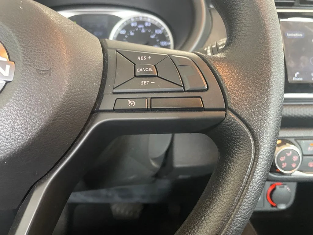 Certified Used 2025 White Nissan S image 14