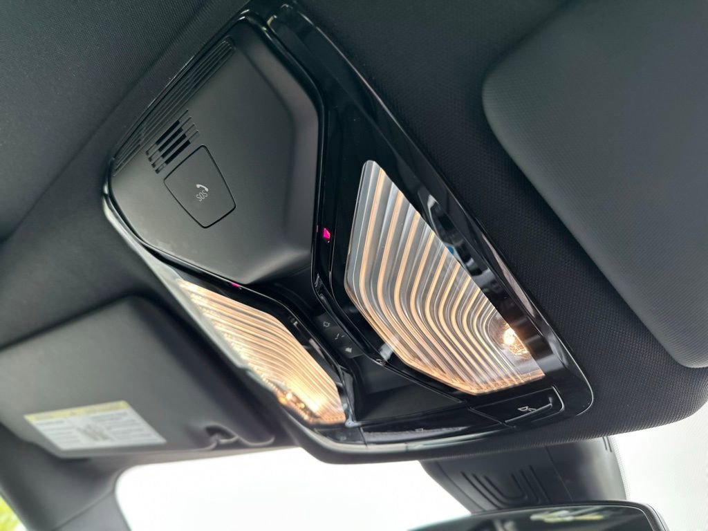 2025 BMW i4 40 - Photo 28