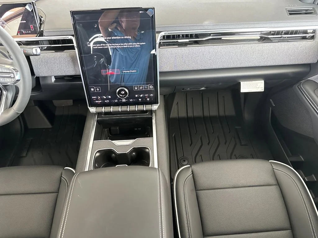 2026 GMC Sierra EV Elevation - Photo 18