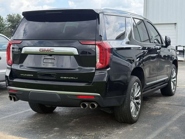 Used 2022 Black GMC Denali image 6
