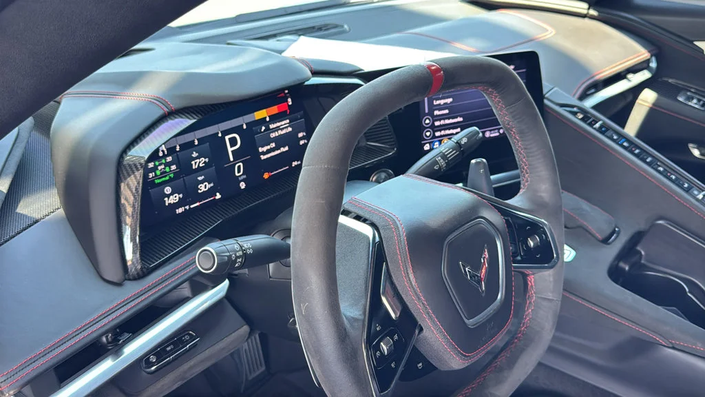 Used 2022 Gray Metallic Chevrolet Stingray image 21