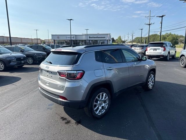 Certified Used 2023 Silver Jeep Latitude Lux image 4