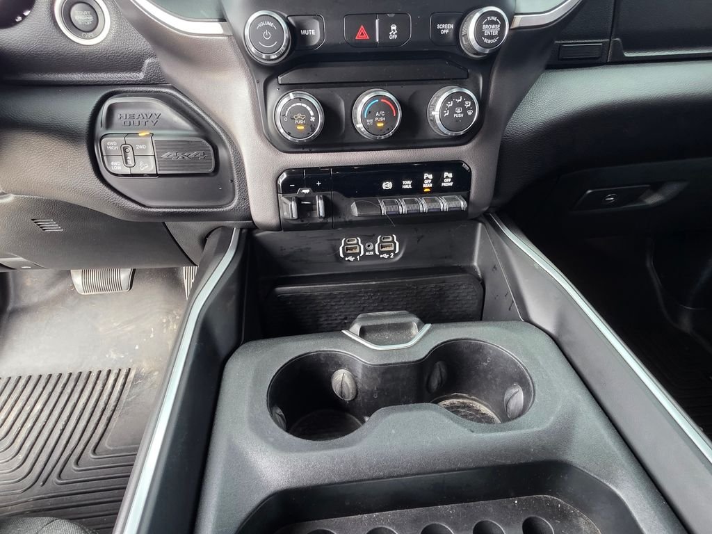 Used 2022 White Ram Big Horn image 16