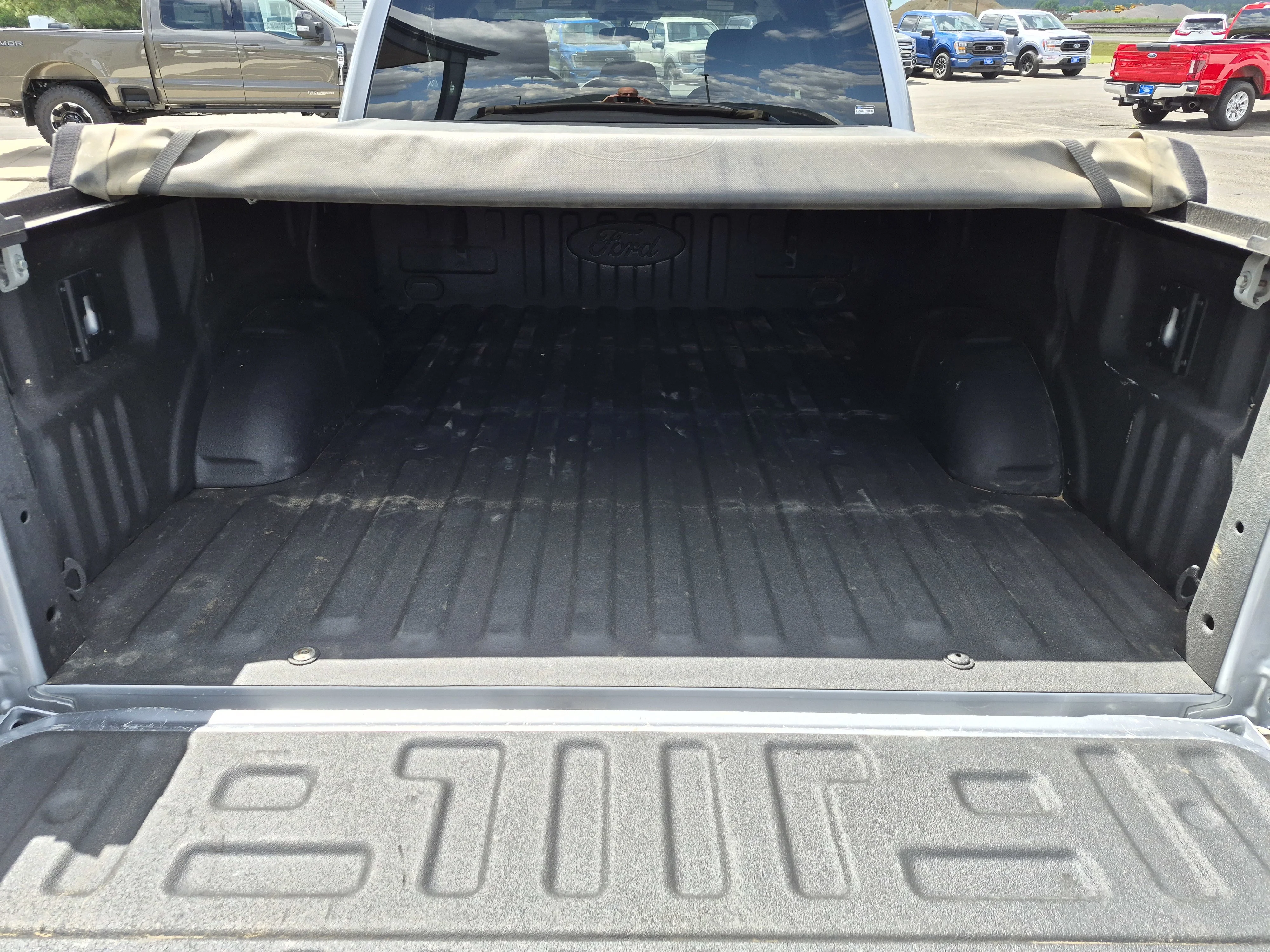 Used 2022 Silver Ford XLT image 18