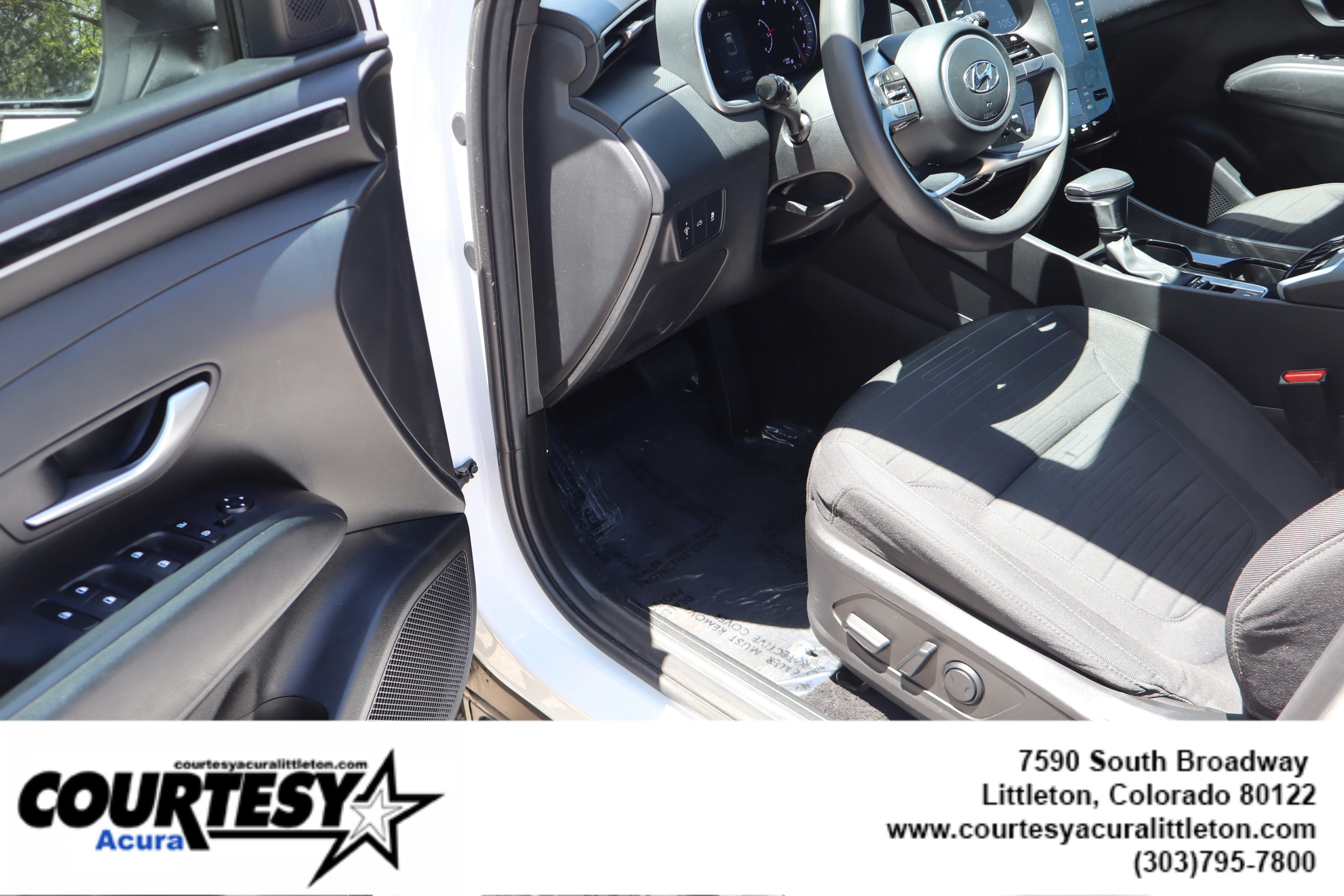 Used 2024 Atlas White Hyundai SEL image 22