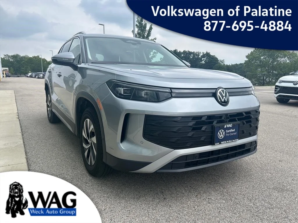 Certified Used 2025 Pyrite Silver Metallic (k2k2) Volkswagen 2.0T S 4MOTION image 1