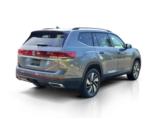 Used 2025 Gray Volkswagen 2.0T SE w/Technology image 4