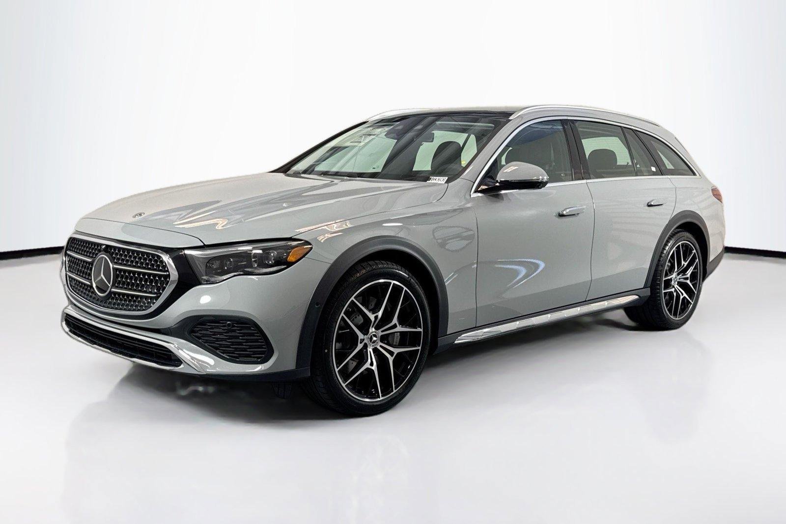 New 2026 Manufaktur Alpine Grey Mercedes-Benz E 450 image 1