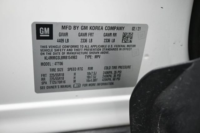 Used 2021 White Buick Essence image 18
