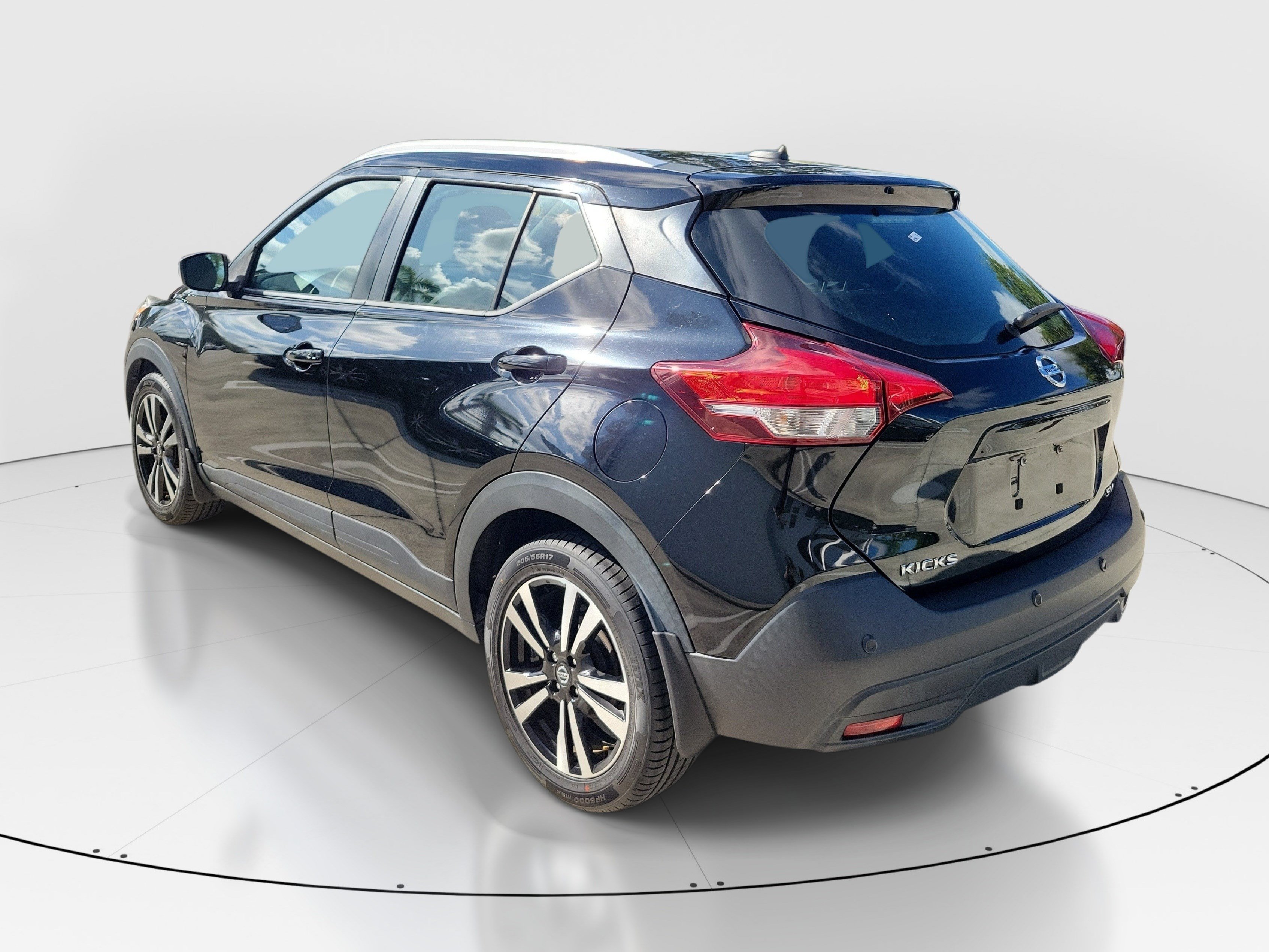 Used 2020 Super Black Nissan SV image 5