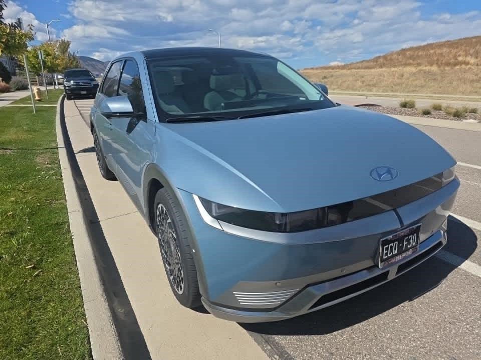 Certified Used 2024 Lucid Blue Hyundai Limited image 4