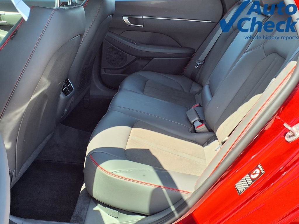 Used 2023 Red Hyundai SEL Plus image 11