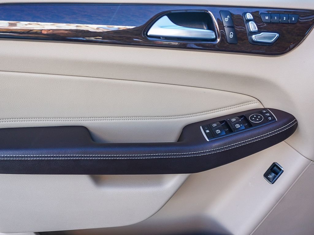 Used 2018 Silver Mercedes-Benz GLE 350 image 19