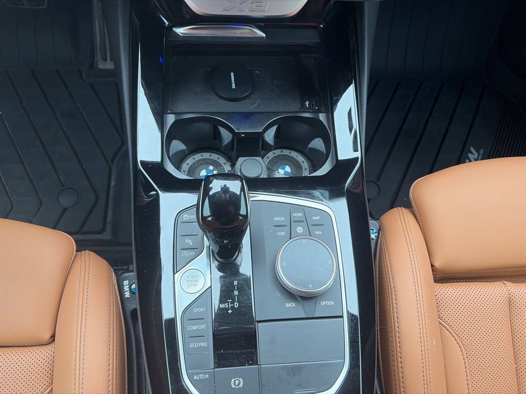Used 2024 Dark Graphite Metallic BMW sDrive30i image 20