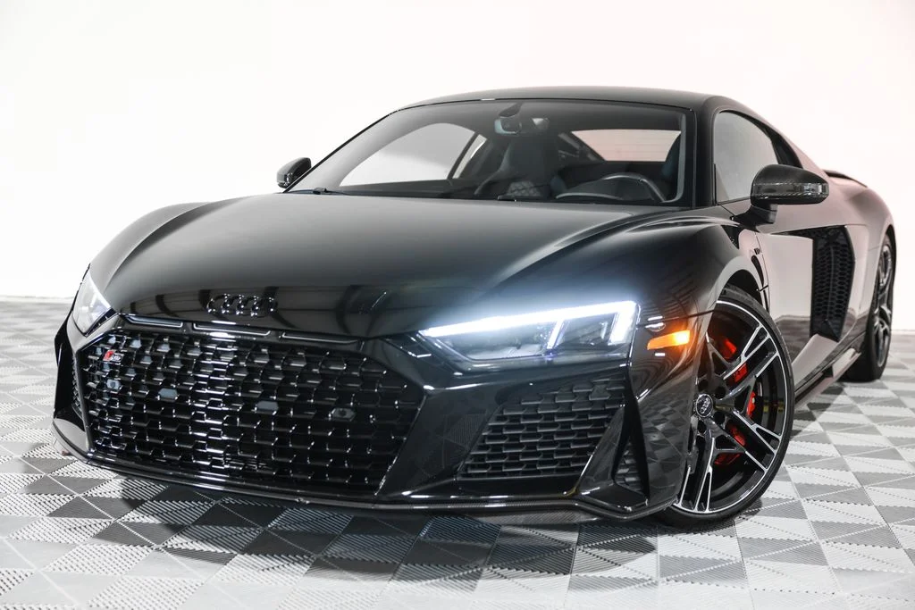 Used 2020 Black Audi V10 performance image 11