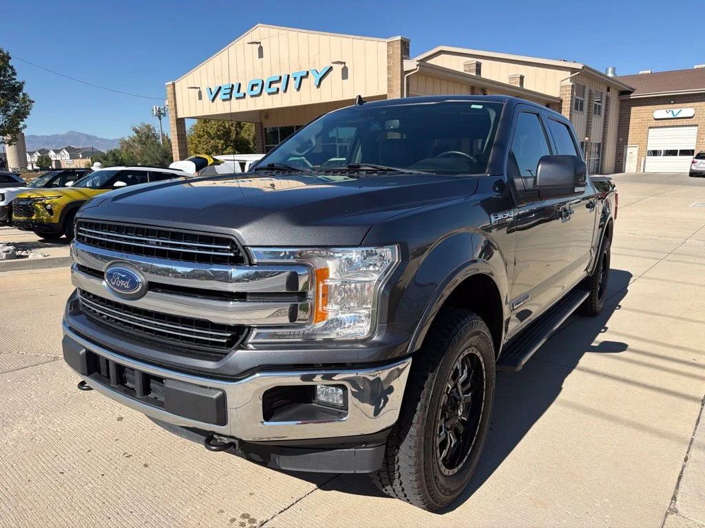 Used 2019 Gray Ford Lariat image 6