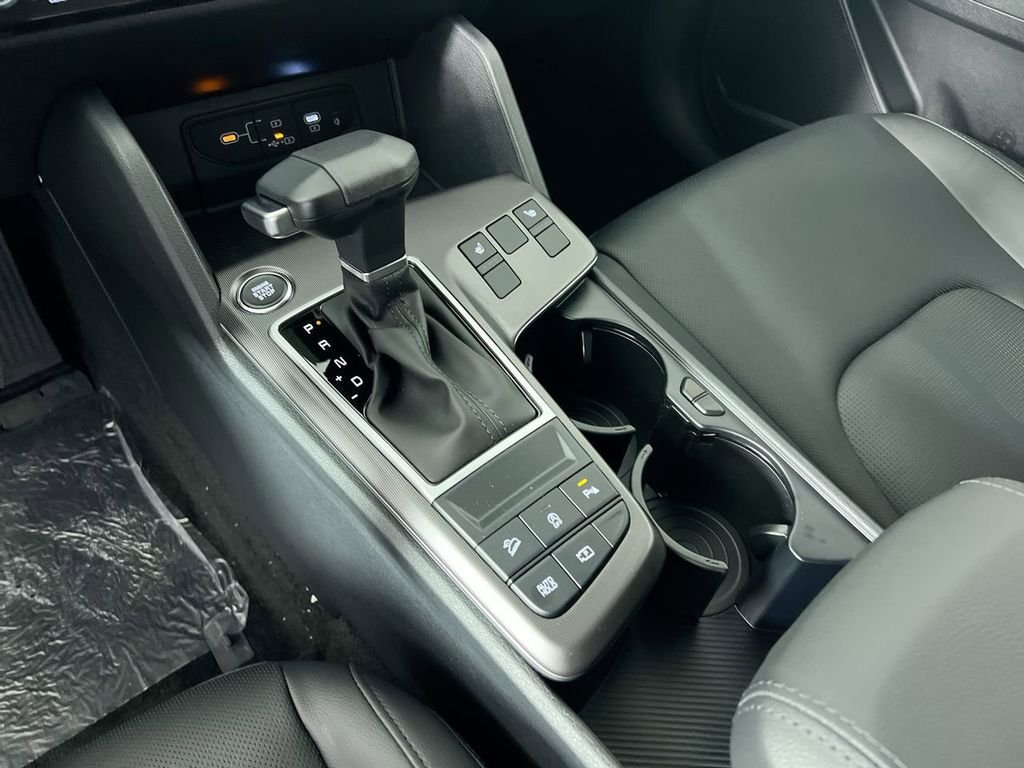 New 2026 Glacial White Pearl Kia EX image 24
